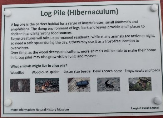 hibernaculum info sign